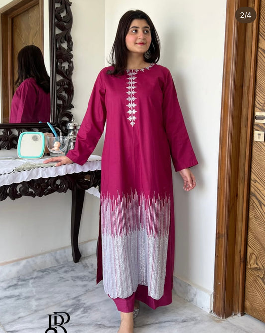 Amira 2PC Stitched Outfit