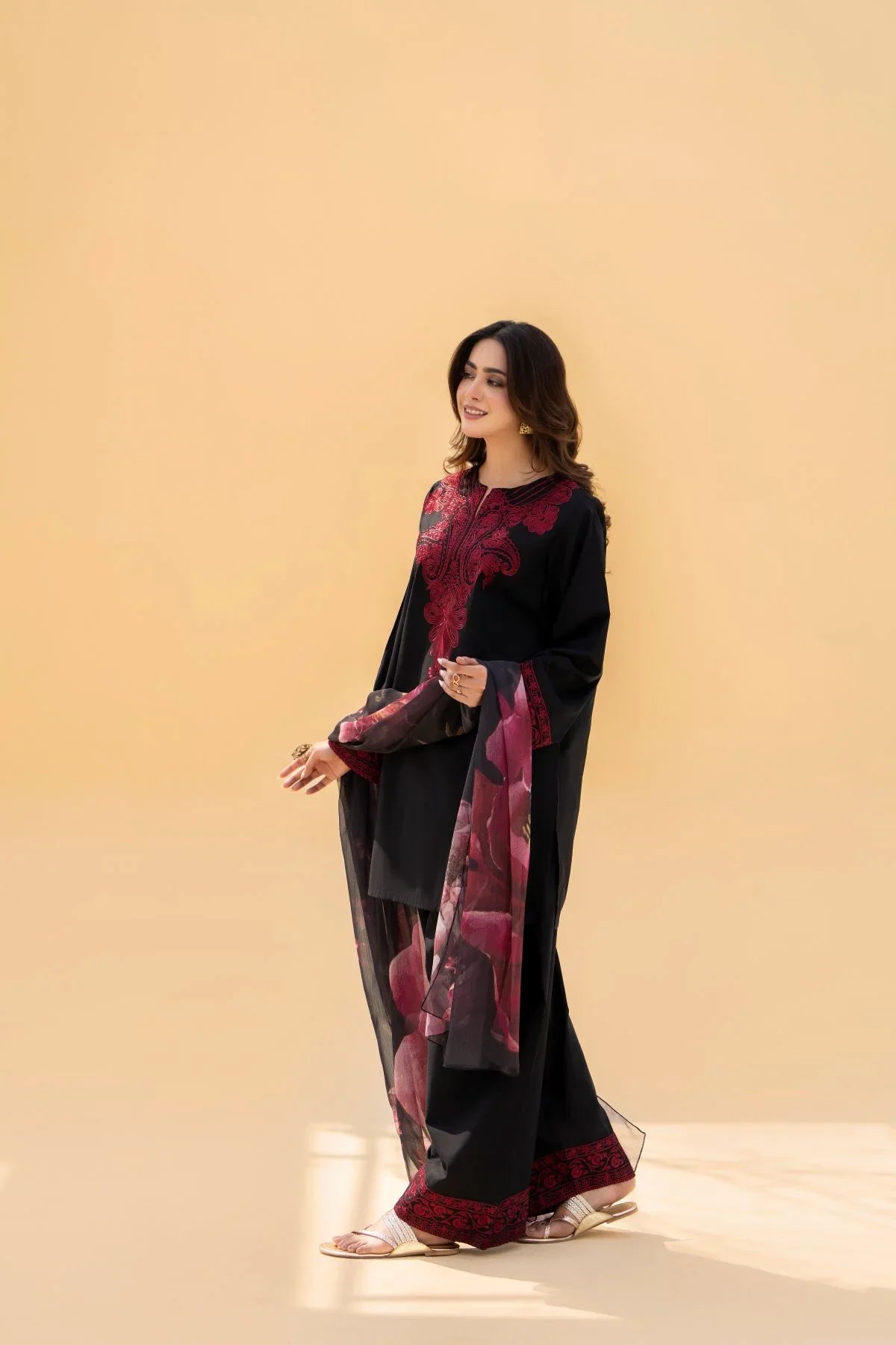 Noore 3PC Stitched Outfit